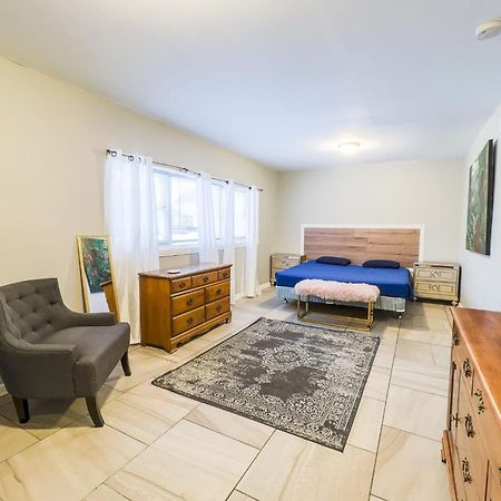 Large 6Br, 6 Bath In The City Of Niagara Falls Exteriér fotografie