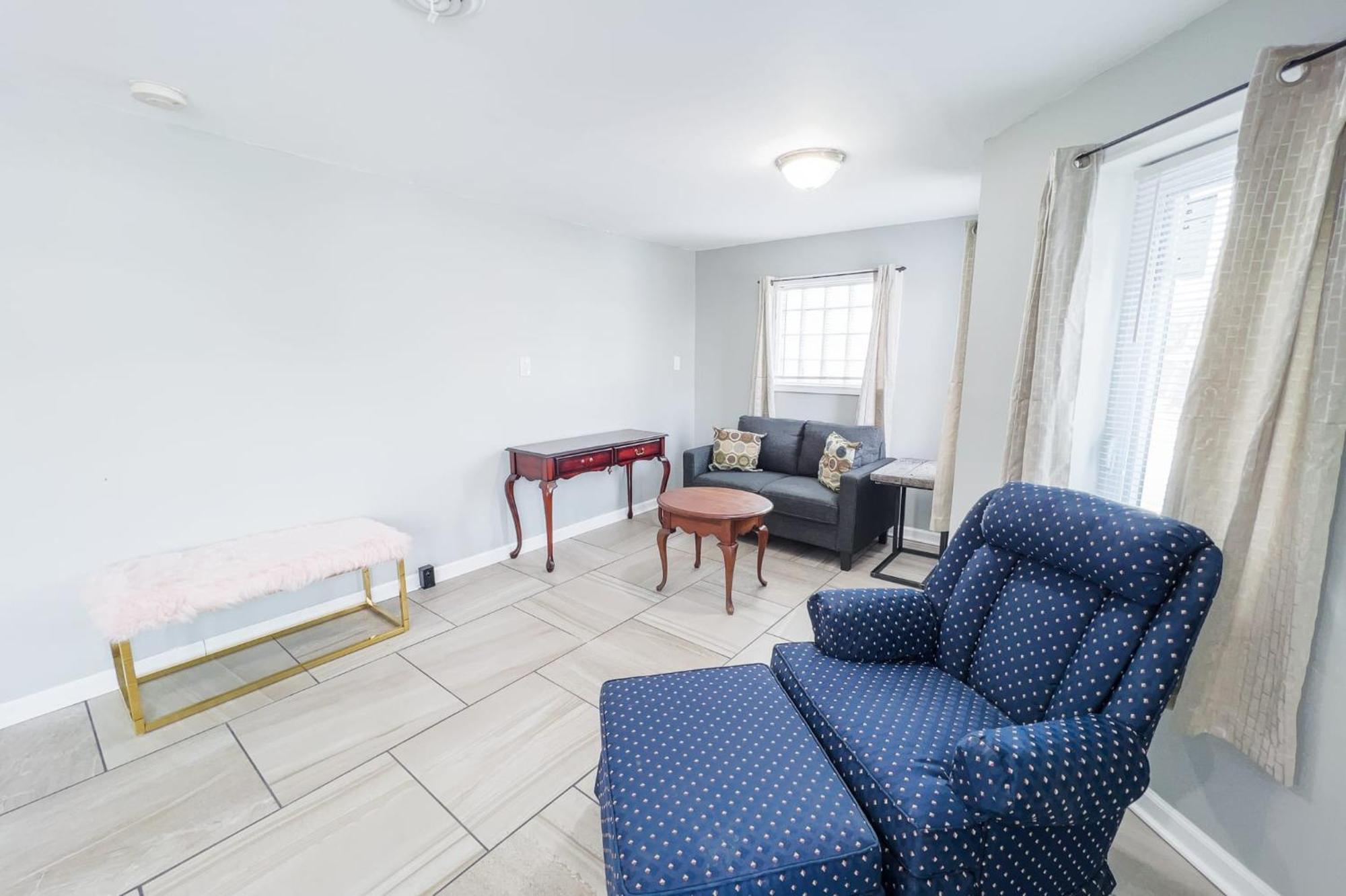 Large 6Br, 6 Bath In The City Of Niagara Falls Exteriér fotografie