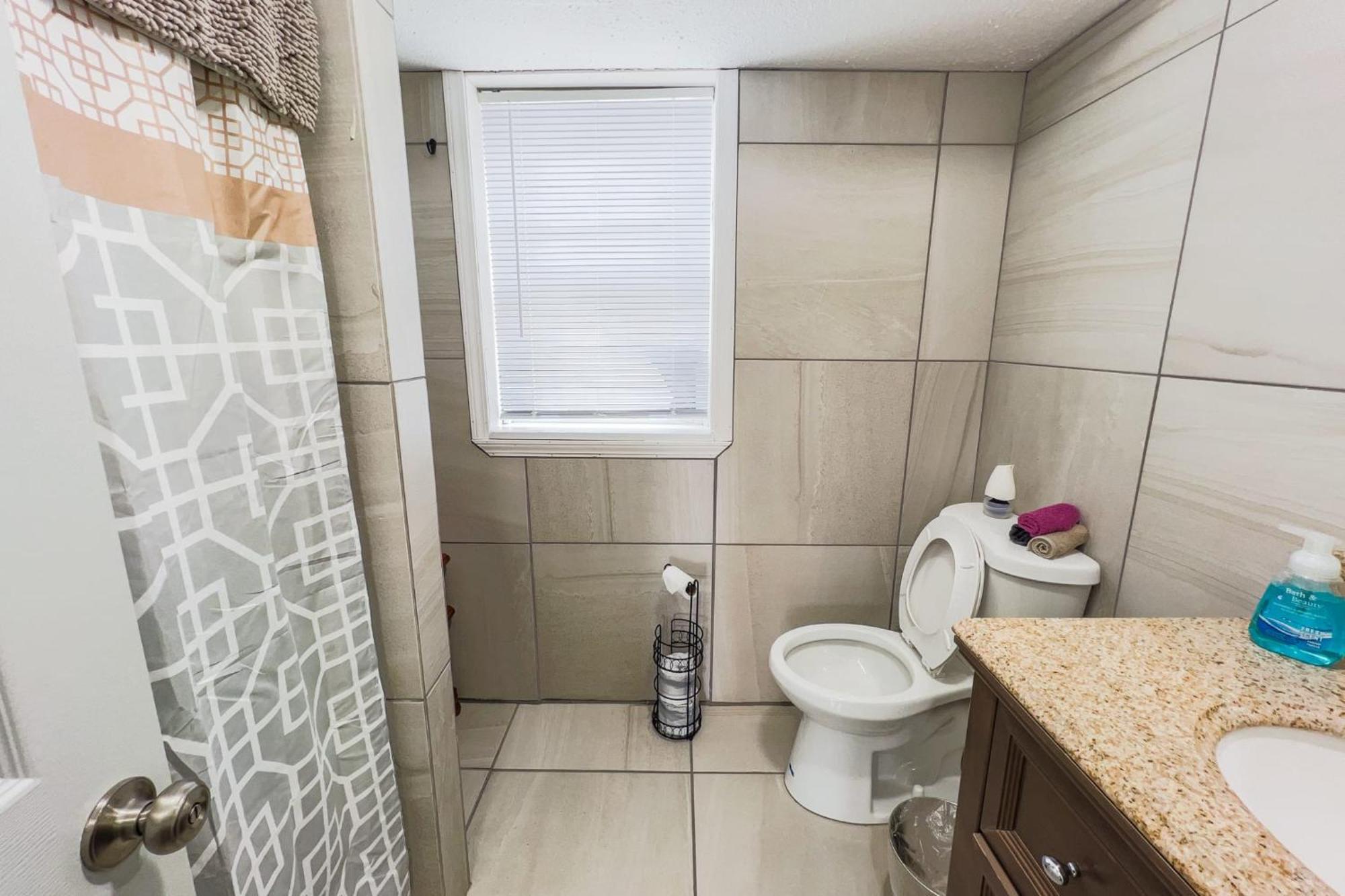 Large 6Br, 6 Bath In The City Of Niagara Falls Exteriér fotografie
